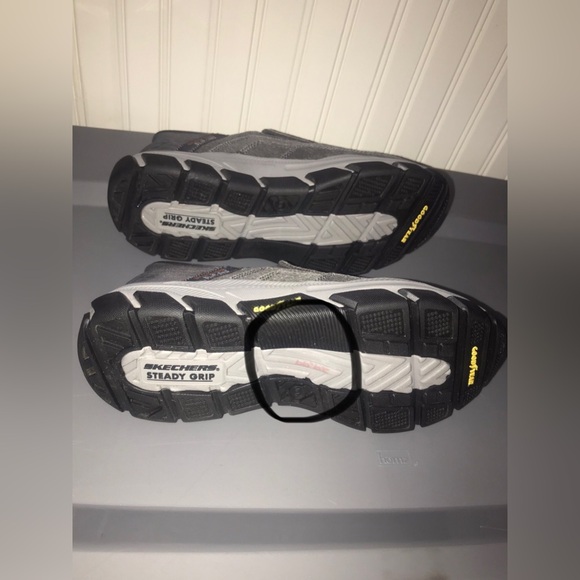 Skechers Slip-Ins Good year, size 9 1/2 extra wide WW. - Picture 10 of 13